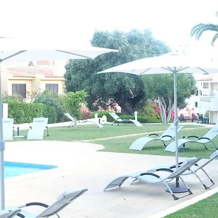 Готель Roca Belmonte 3*